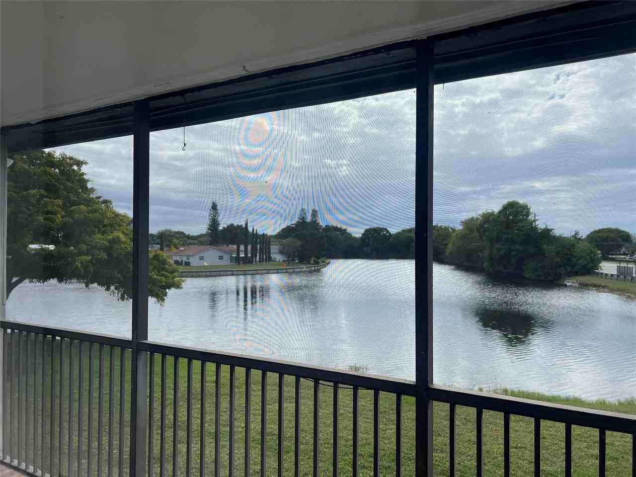 9920 Nw 68th Pl Apt 210