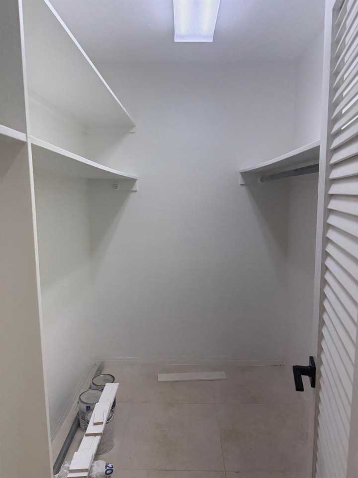 2725 Middle River Dr #11 - Photo 7 of 10