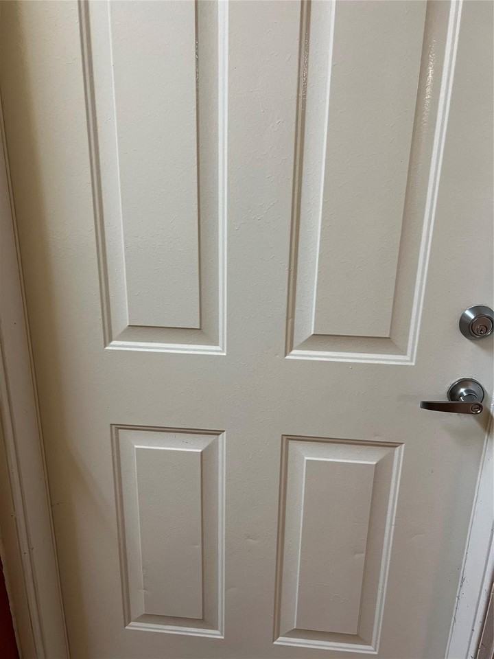 2910 Nw 56th Ave Apt 110 - Photo 2 of 6