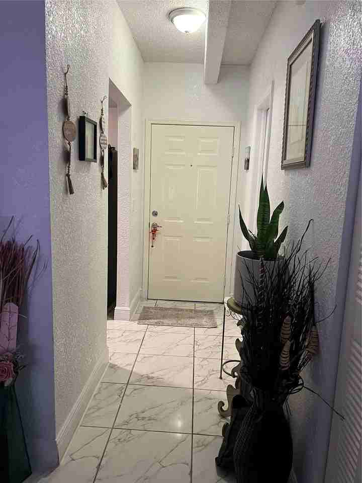 2910 Nw 56th Ave Apt 110 - Photo 4 of 6