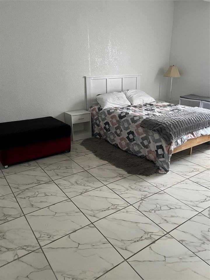 2910 Nw 56th Ave Apt 110 - Photo 6 of 6