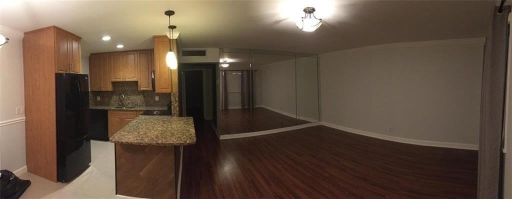 276 Monaco F - Photo 4 of 7