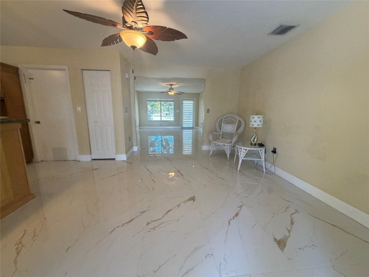 6791 Nw 32nd Ave - Photo 6 of 22