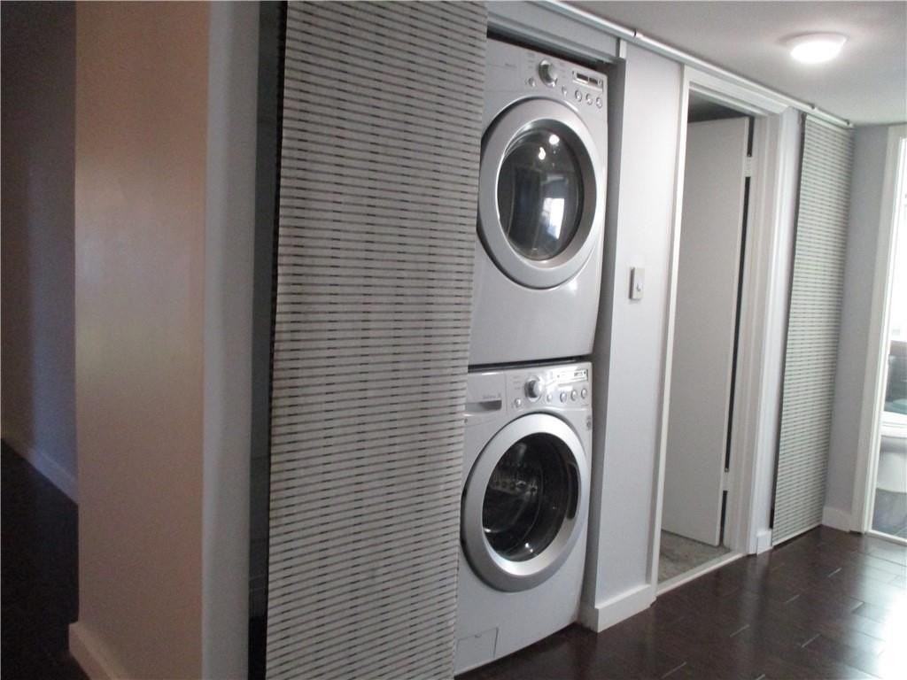 9905 Three Lakes Cir Unit 12-D - Photo 5 of 13