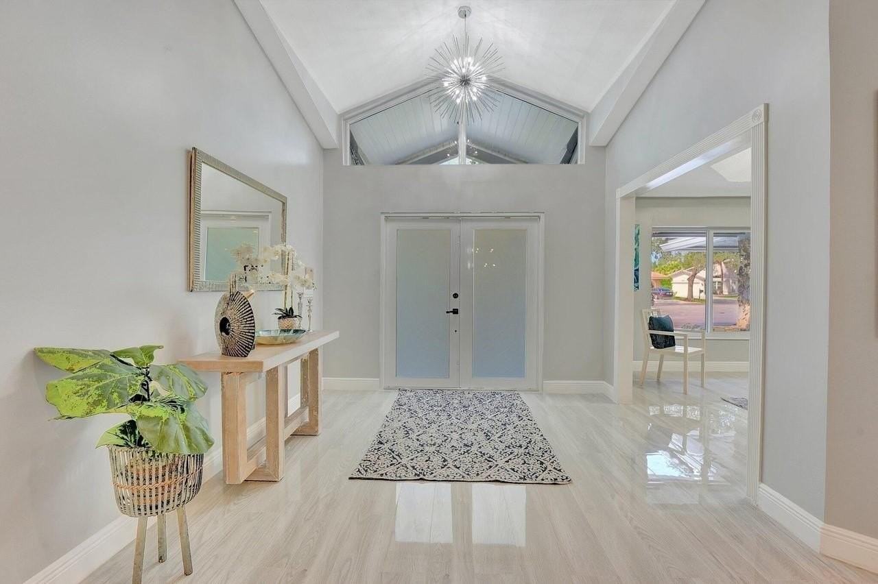 9066 Nw 52nd Ct - Photo 4 of 30