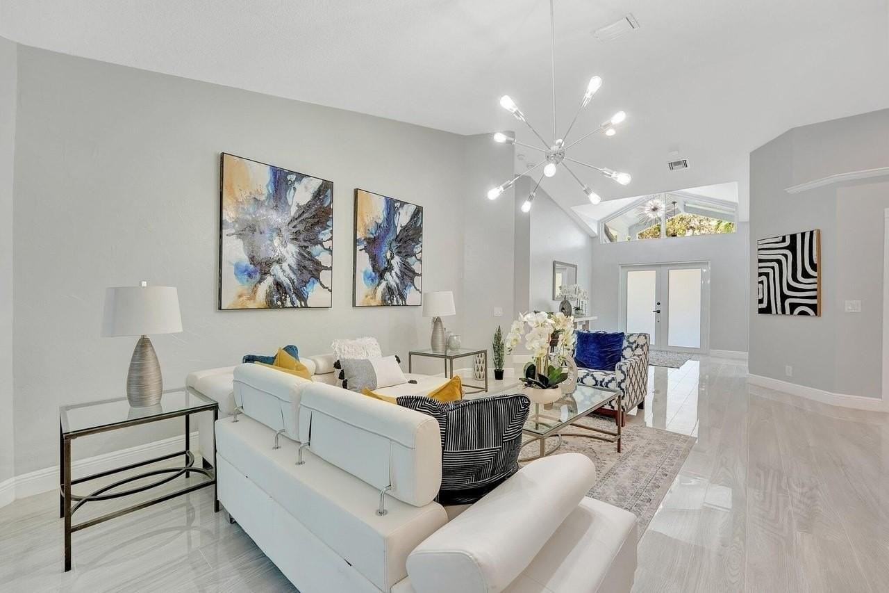 9066 Nw 52nd Ct - Photo 5 of 30
