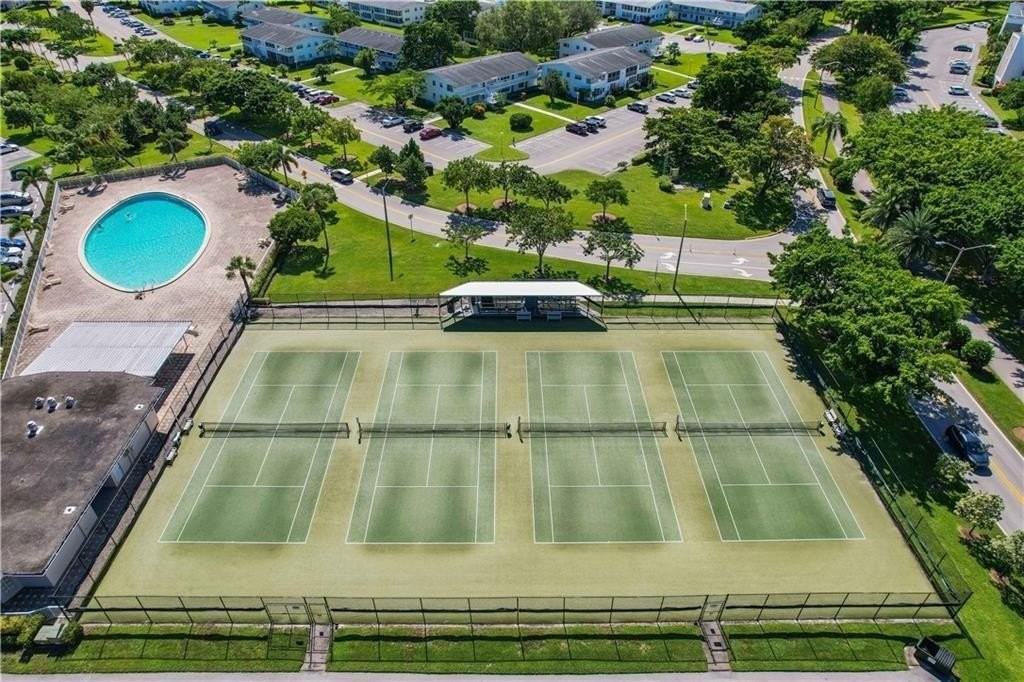 4037 Harwood D - Photo 5 of 21