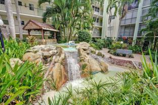 5300 Ne 24th Ter Apt 201 - Photo 1 of 1