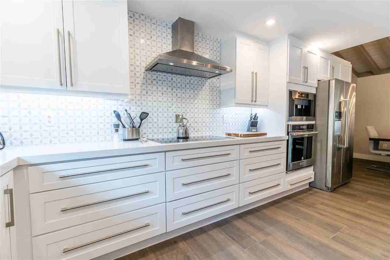 2275 Sw 44th St - Photo 7 of 30