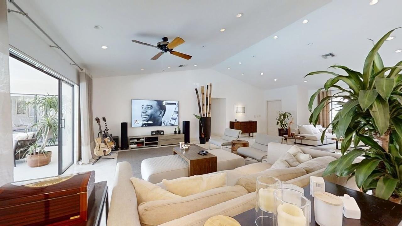 2899 Nw 26th Ave - Photo 7 of 26
