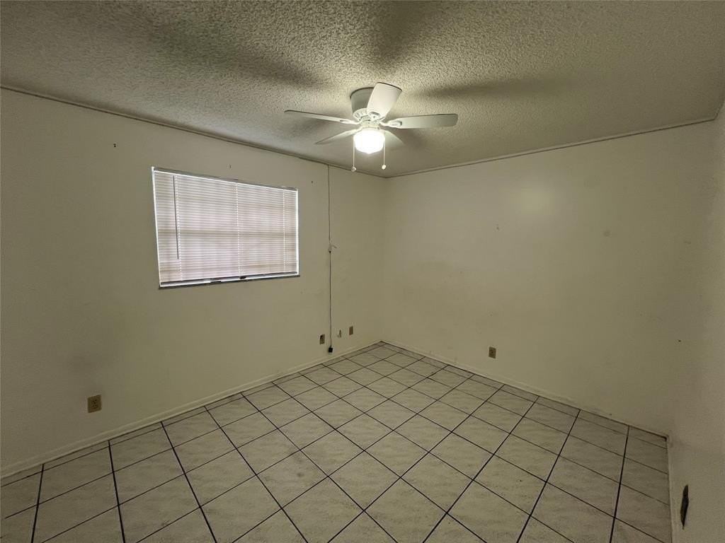 230 Sw 1st St #G8 - Photo 7 of 16