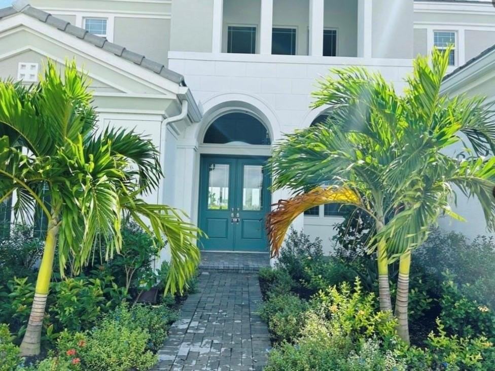 5199 Liberty Ln - Photo 2 of 27