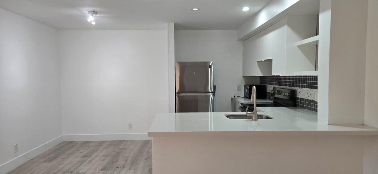 10930 Royal Palm Blvd Unit 10930 - Photo 7 of 31