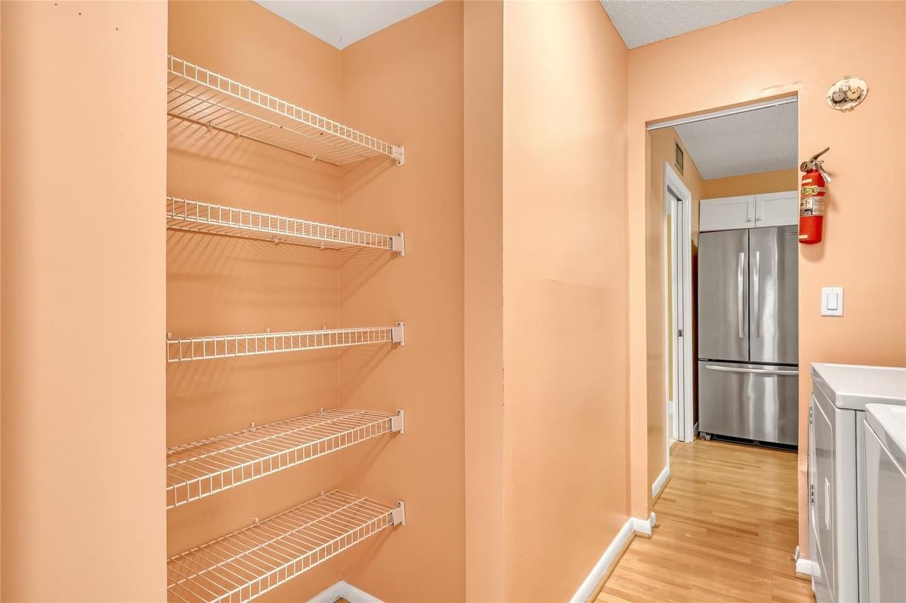 6850 10th Ave N Apt 101 - Photo 6 of 34