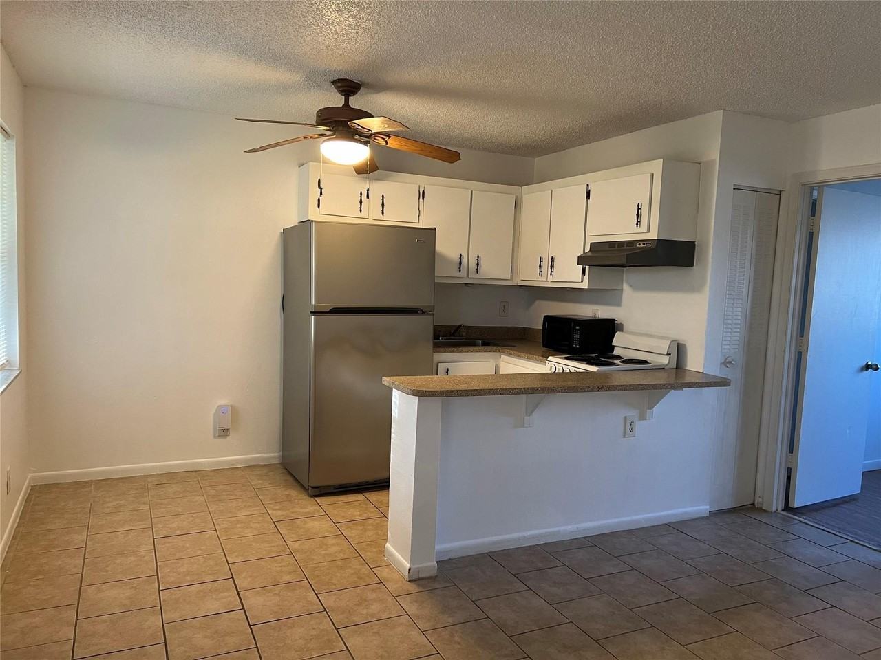 5168 Ne 6th Ave #429 - Photo 6 of 20