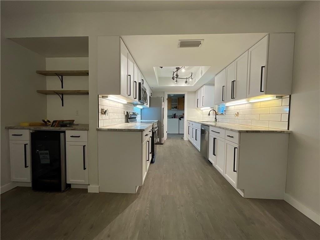 2255 54th Ave - Photo 2 of 7