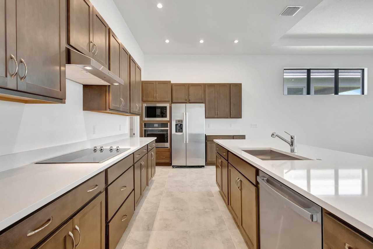 8449 Sw Cantante Way - Photo 6 of 50