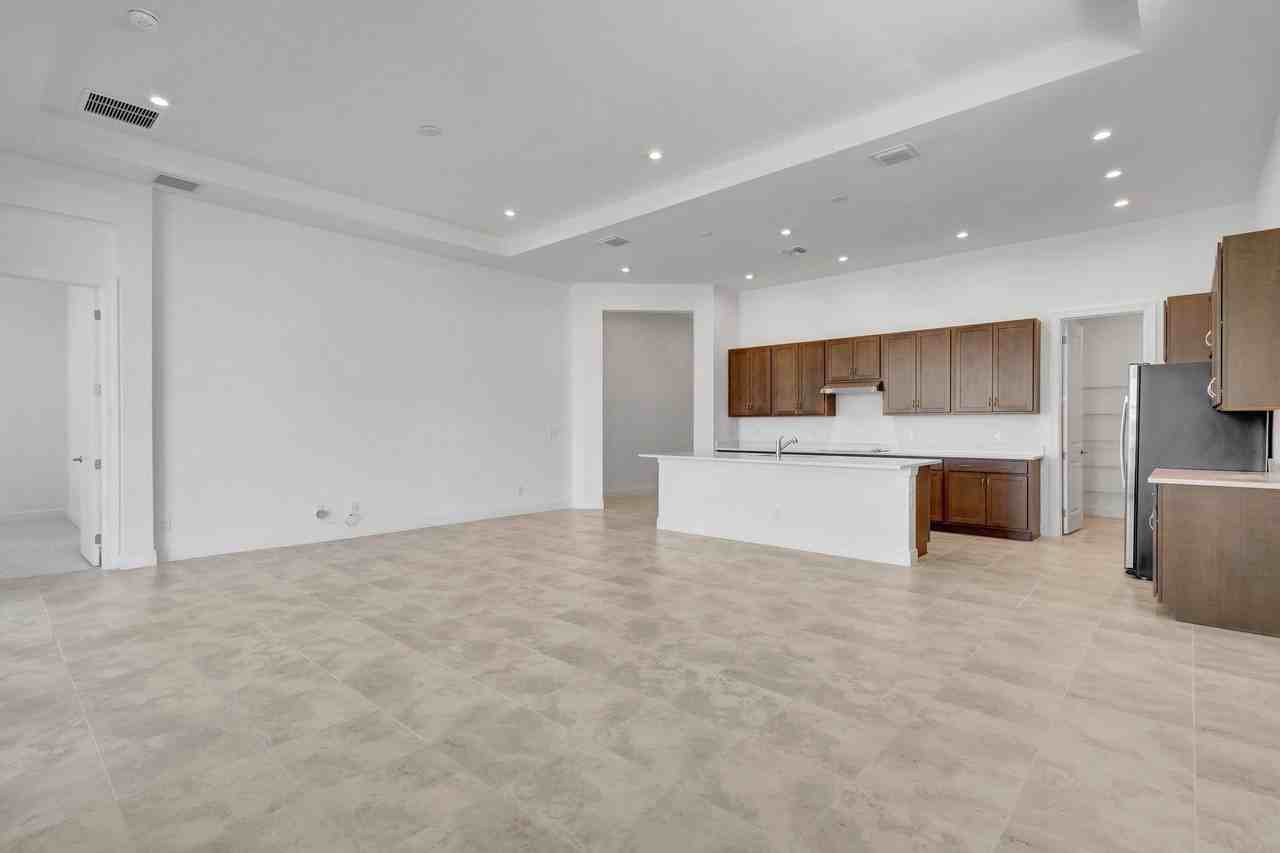 8449 Sw Cantante Way - Photo 7 of 50