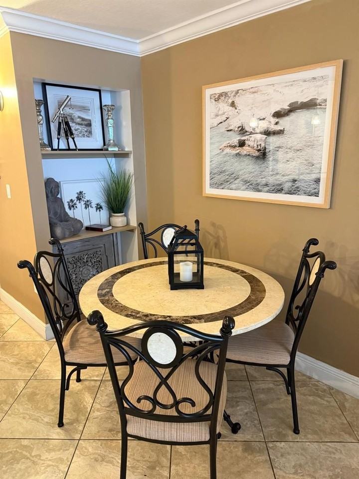 6917 Collins Ave Apt 506 - Photo 3 of 6