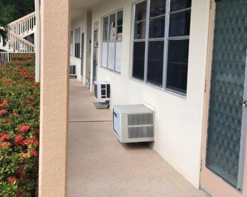 91 Ventnor Dr Unit 91 - Photo 4 of 27