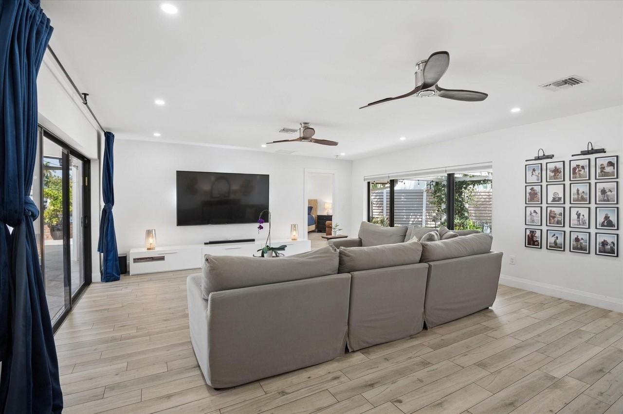 600 Sw 8th Ter - Photo 6 of 50