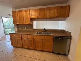 3100 N Pine Island Rd Apt 404 - Photo 1 of 1