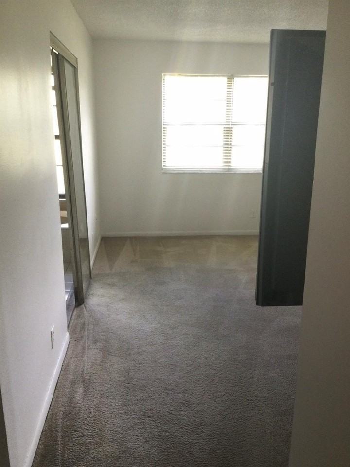 9233 Sw 8th St #110 - Photo 6 of 14