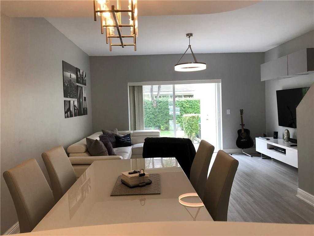 9960 Nw 57th Mnr Unit 9960 - Photo 7 of 20