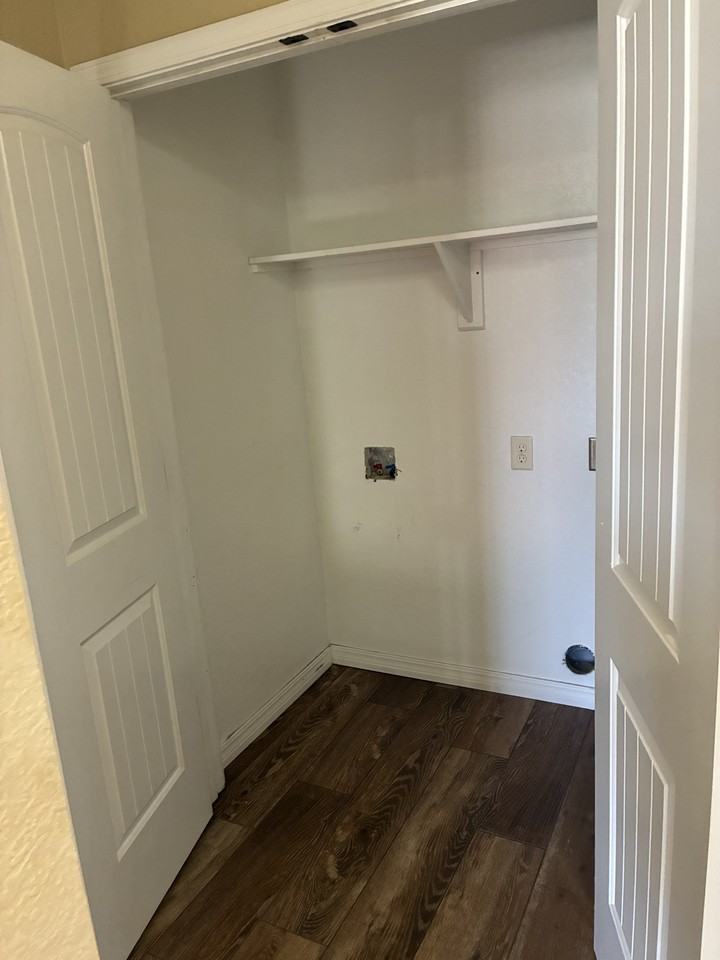 S 66th St #3511A - Photo 3 of 10