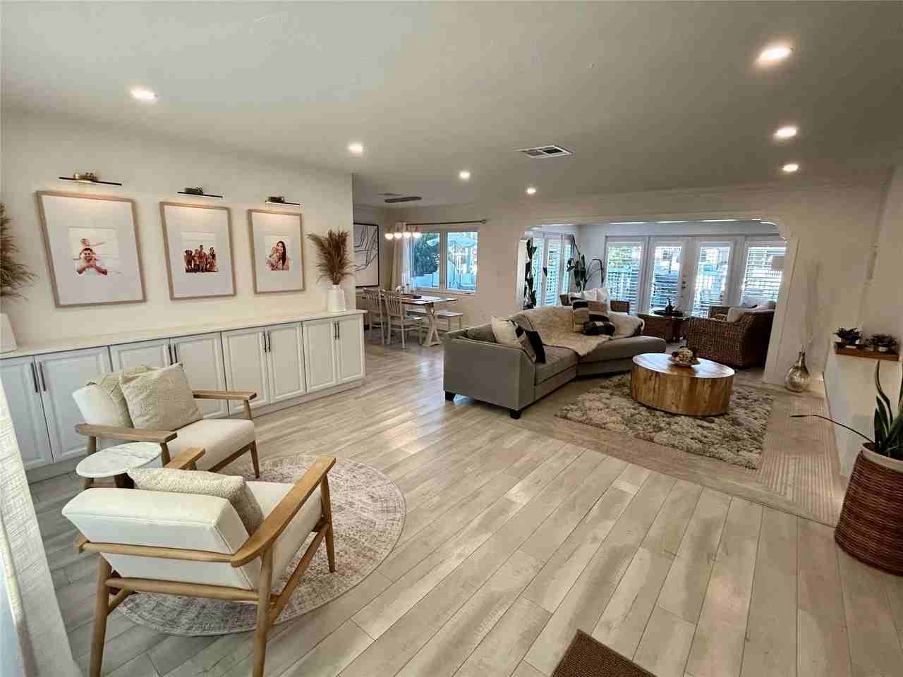 1473 Ne 53rd Ct - Photo 4 of 33