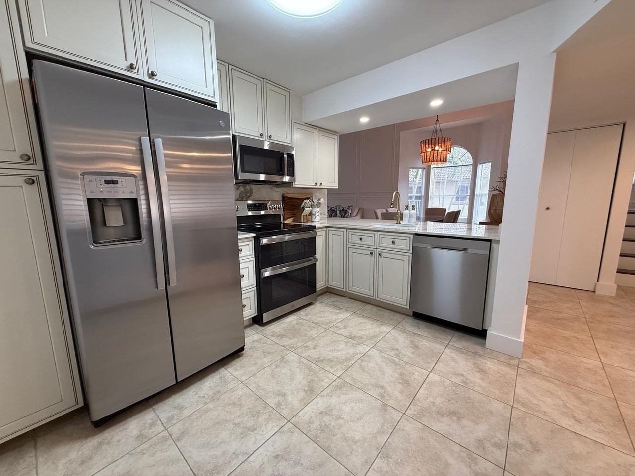 16206 Glenmoor Dr #206 - Photo 3 of 20