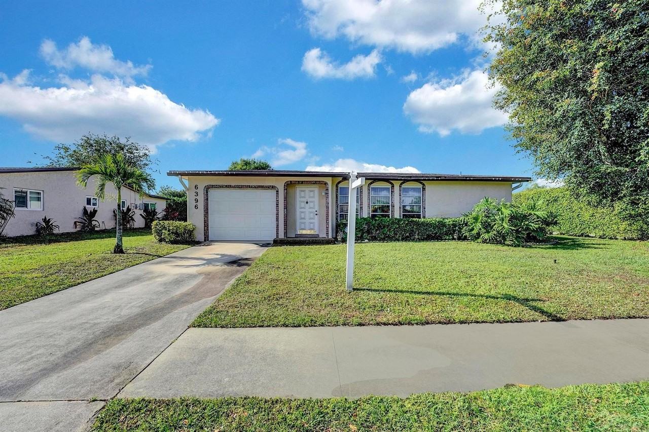 6396 Sleepy Willow Way - Photo 2 of 33