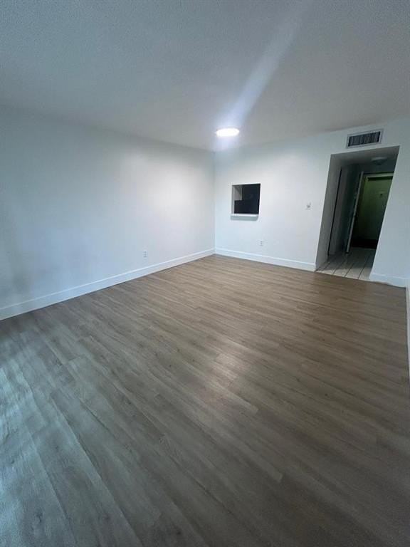 4334 Nw 9th Ave Apt 9-2b - Photo 4 of 13