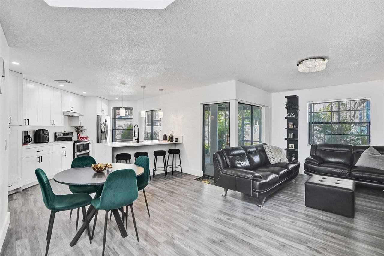 3633 Nw 6th St Unit 3633 - Photo 4 of 42