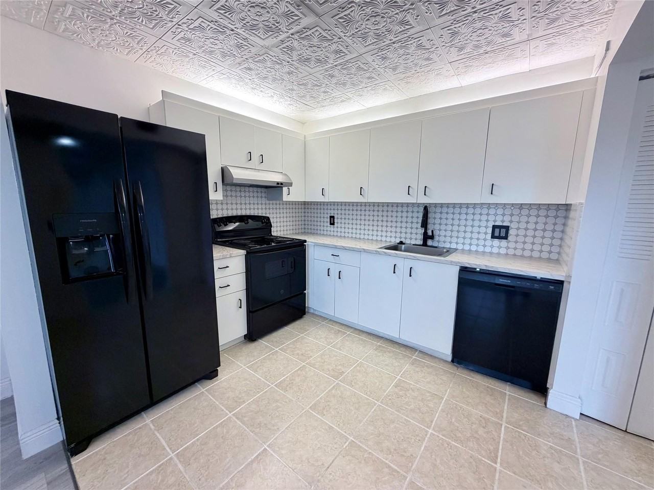 801 Sw 133rd Ter #410K - Photo 2 of 25