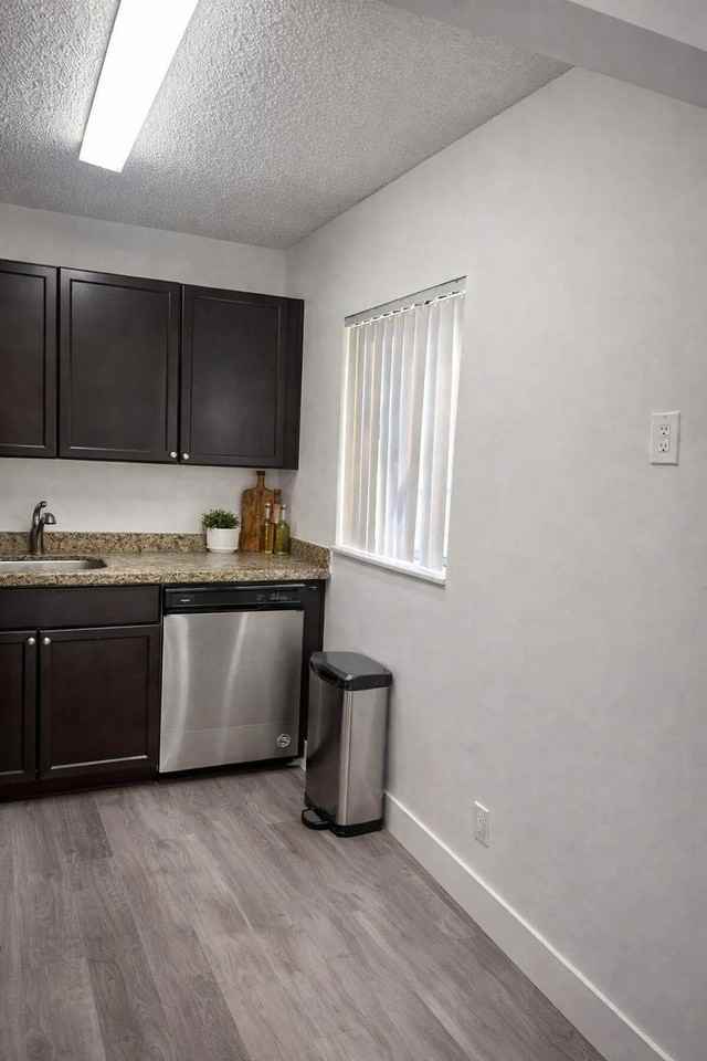 1120 Meadows Cir #1120 - Photo 3 of 6