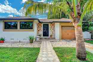 3208 Beacon St - Photo 1 of 1