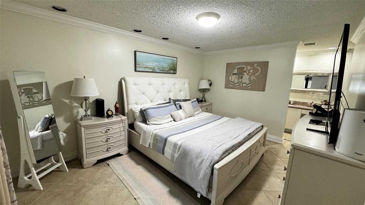 4001 Carambola Cir N Unit 29102 - Photo 7 of 31