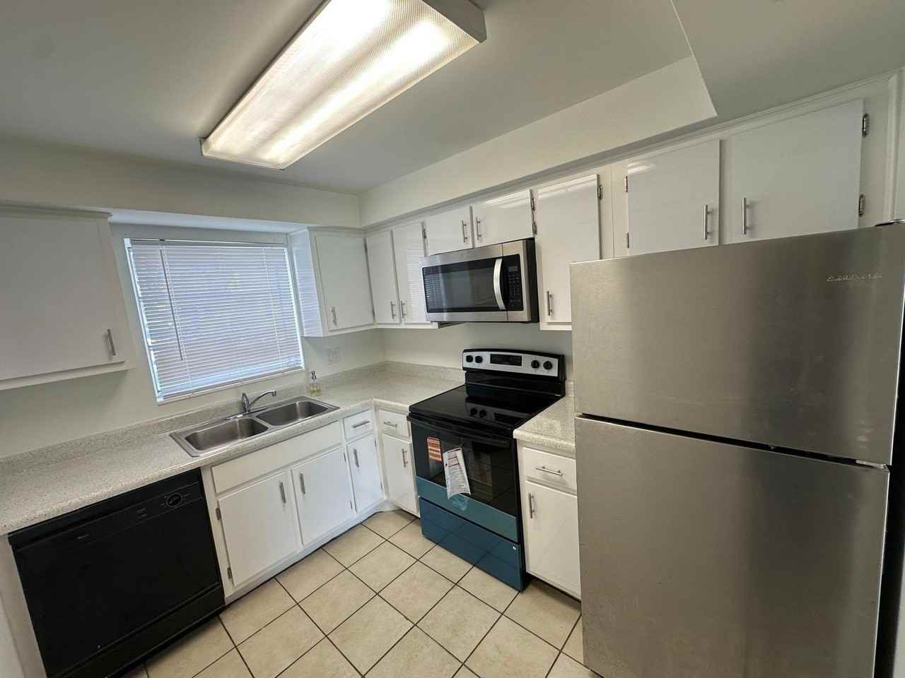 7330 Sw 82nd St #B115 - Photo 5 of 19