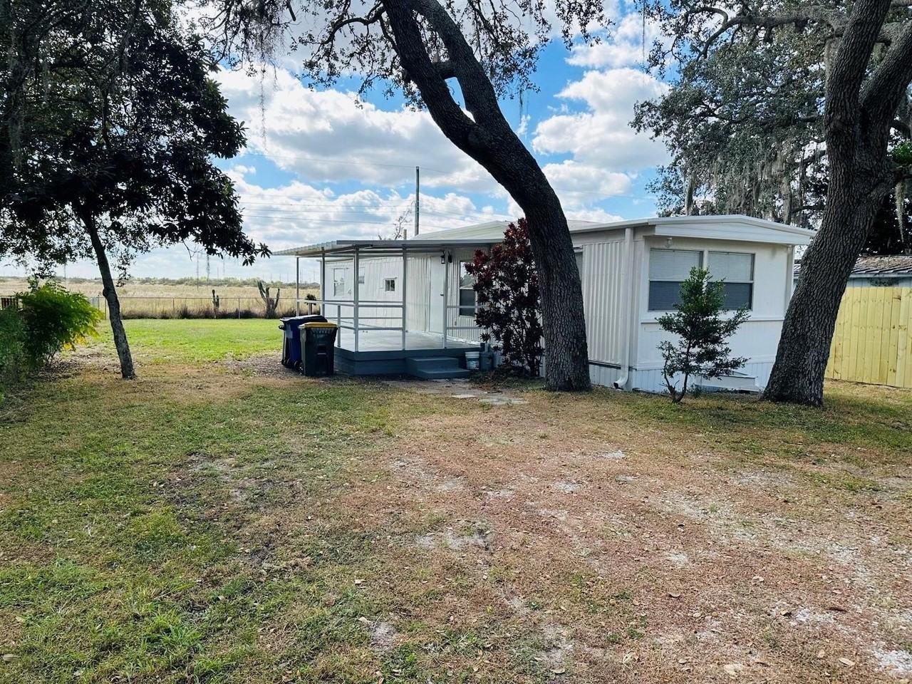 5037 Roanoke St - Photo 2 of 13