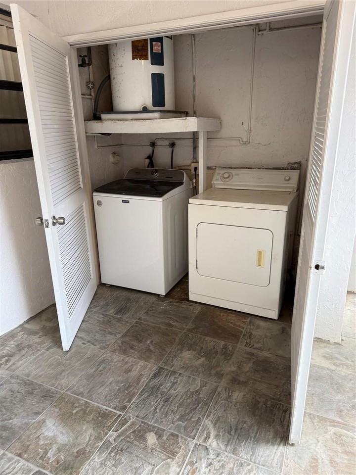 8601 Nw 34th Pl Apt A102 - Photo 3 of 16