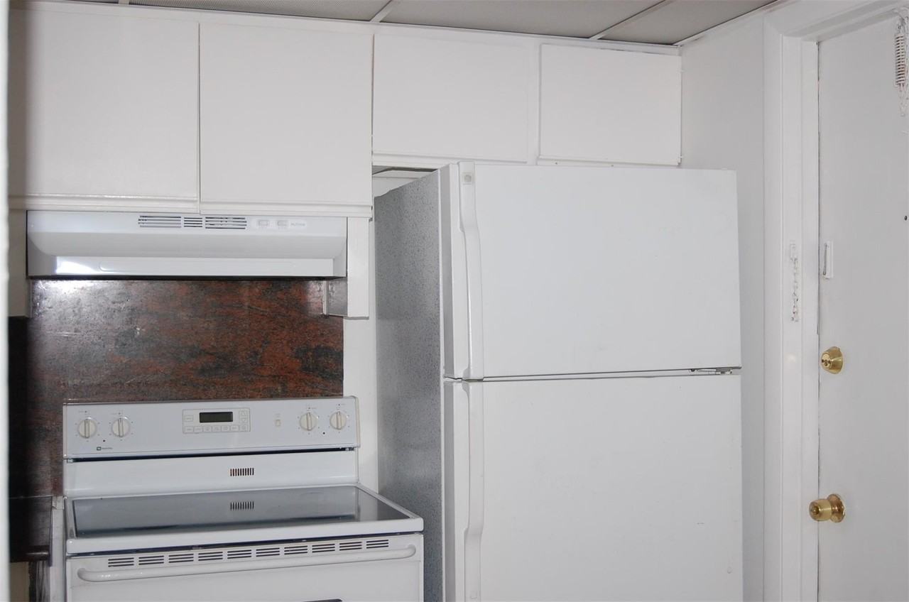 622 Nw 13th St Apt 13 - Photo 5 of 25