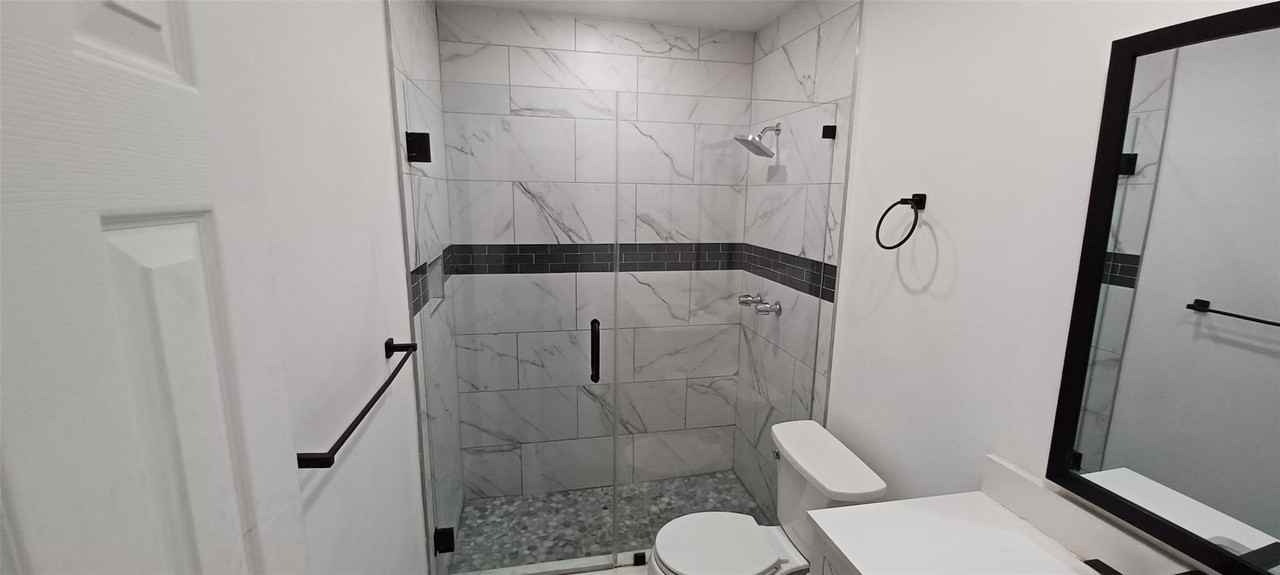 630 N 58th Ave - Photo 7 of 7