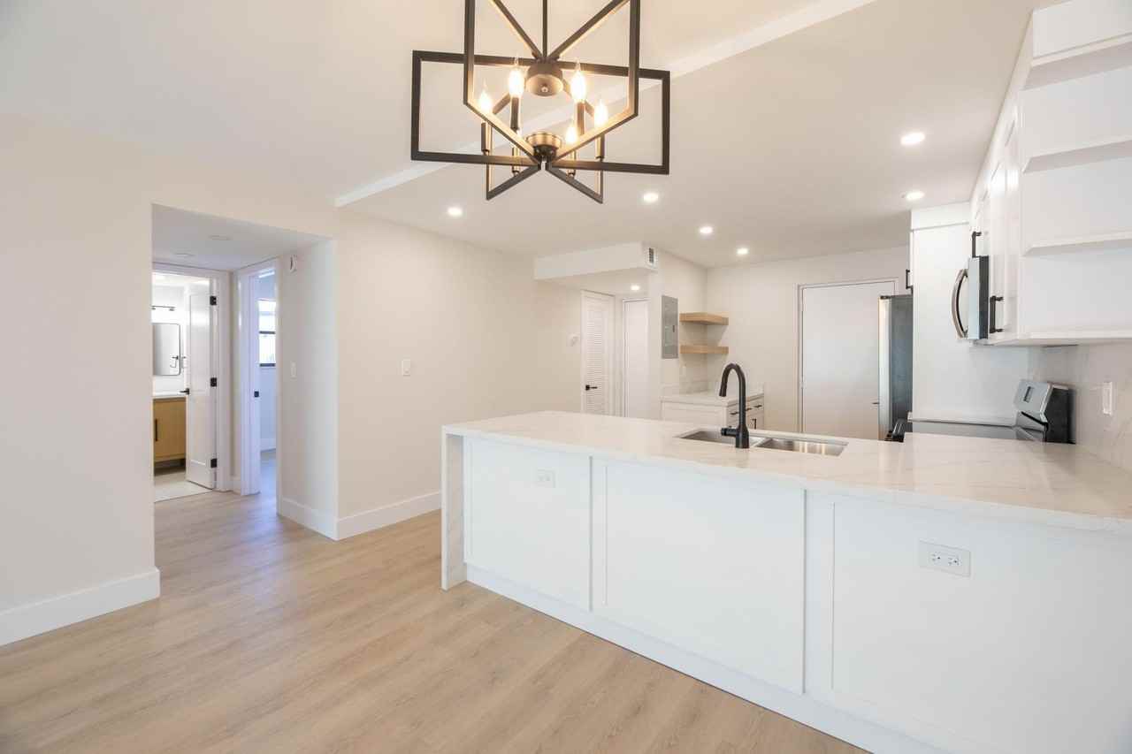 2322 S Cypress Bend Dr #411 - Photo 2 of 45