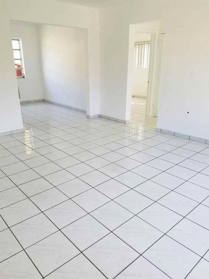 631 Sw 11th St Apt 1w - Photo 2 of 8