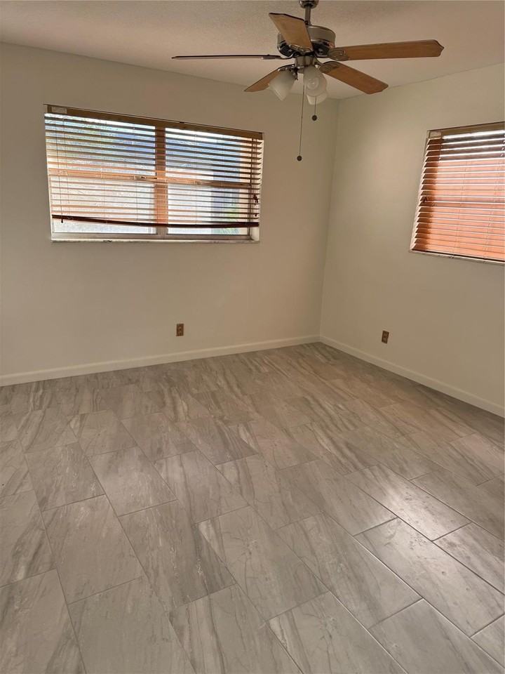 7901 Colony Cir S Apt 201 - Photo 3 of 10