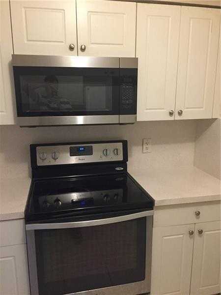 770 Se 2nd Ave Apt A101 - Photo 3 of 10