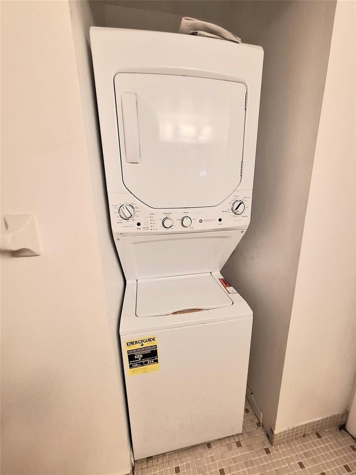 4155 Nw 90th Ave Apt 201 - Photo 7 of 31