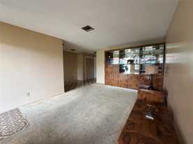 18 Sw 13th St Unit B - Photo 1 of 1