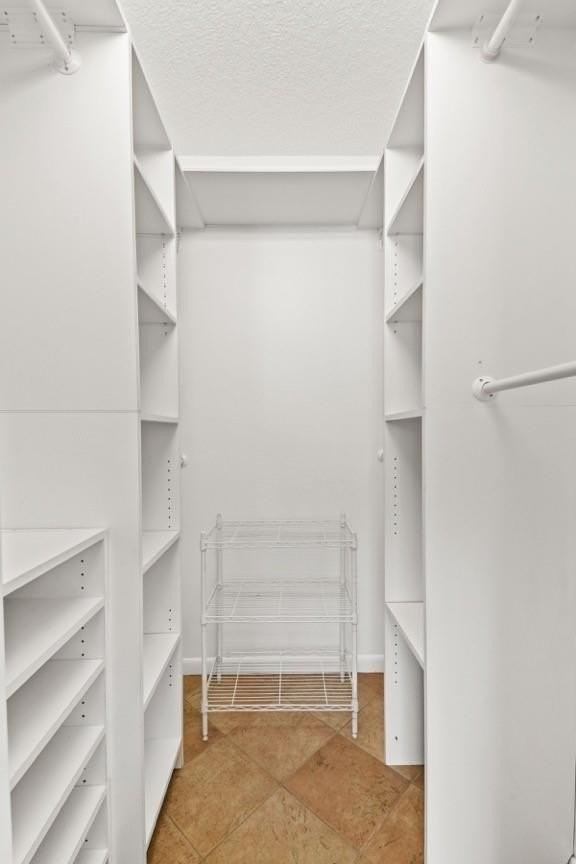 1040 Lake Shore Dr #206 - Photo 7 of 11